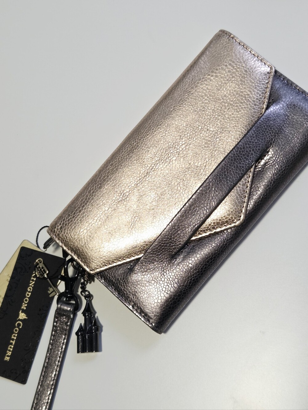 Disney Kingdom Couture Shimmering Leather Envelope Wallet Wristlet NWT